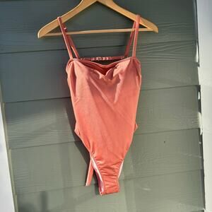 Victoria’s Secret one piece swimsuit coral peach Small